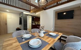 Lady Apartments